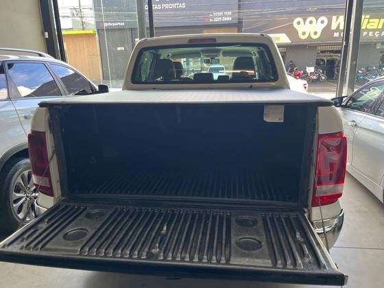 VOLKSWAGEN AMAROK 2.0 HIGHLINE 4X4 CD 16V TURBO INTERCOOLER DIESEL 4P AUTOMÁTICO